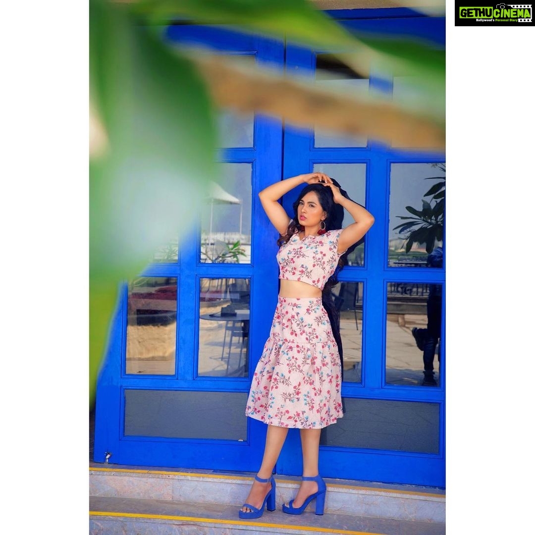 Srushti Dange Instagram - She looked daisy safe But smelled rose wild πΈπ¦π Styled by: @dorothyjai Dress by: @the_udai_vandi Make up: @hairandmakeupbynive Hair by: @durga_hair_stylist Photographer by: @johan_sathyadas