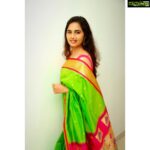 Srushti Dange Instagram - Life status :- Currently holding it all together with one Safety Pin 🧷 🙈🙃🦚🦜🕊🎍🍀 #maharashtrianmulgi #maharashtrianlook P.S styled by mommy 📸 @rahuldev1177