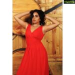 Srushti Dange Instagram - When in doubt wear Red 🌹 Styled by @dorothyjai MUA by @hairandmakeupbynive Photography by @varuun.jpg