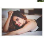 Srushti Dange Instagram – Wild but fragile 💫  #nomakeup 
#portraitphotography #liveforthestory #verilymoment #theartofslowliving #thatsdarling #livethelittlethings #thehappynow #pursuepretty #flashesofdelight #littlestoriesofmylife #photosinbetween #calledtobecreative #creativesoninstagram #livebeautifully #livecreatively #fromwhereistand #makeithappen