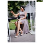 Srushti Dange Instagram - They say Grey is not a compromise it is bridge between 2 sides 🐺 #thehappynow #pursuepretty #flashesofdelight #littlestoriesofmylife #photosinbetween #calledtobecreative #creativesofinstagram #fromwhereistand #throwbackthursday #tbt