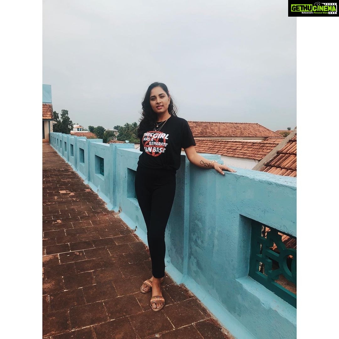 Srushti Dange Instagram - One does not simply Create a clever Instagram caption so Basically I wore it on my Tππ»ππ¬ thank you @almytees πΈπ¦