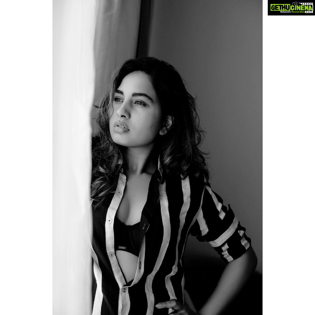 Srushti Dange Instagram - 2 things matters ππ» Grace always conquers and be fearlessly authentic π¦πΈπ
