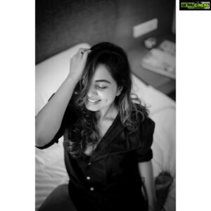 Srushti Dange Instagram - Let your soul glow 🌟💫