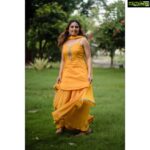 Srushti Dange Instagram - 🌼 Design and style by @dorothyjai Assisted by @deepika_raja16 HUM by @hairandmakeupbynive Photography by @kiransaphotography 🍃