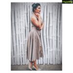 Srushti Dange Instagram - They say Grey is not a compromise it is bridge between 2 sides 🐺 #thehappynow #pursuepretty #flashesofdelight #littlestoriesofmylife #photosinbetween #calledtobecreative #creativesofinstagram #fromwhereistand #throwbackthursday #tbt