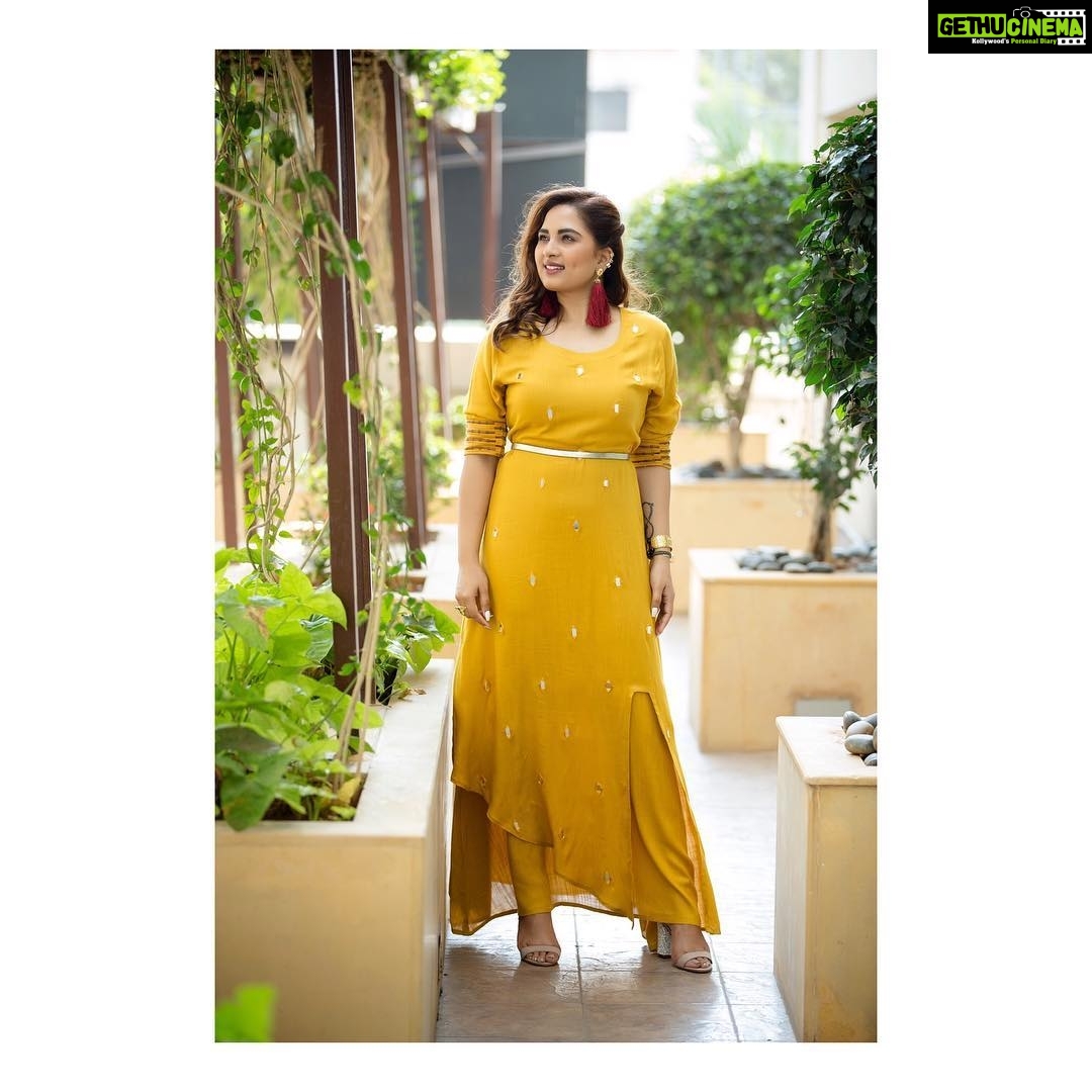 Srushti Dange Instagram - For press meet of #sathru from March 8th 🍀🦋✨ Design & Jewellery by @pothysofficial Styled by @puraniii MUA by @hairandmakeupbynive Shoes by @stevemadden Shot by @kiransaphotography