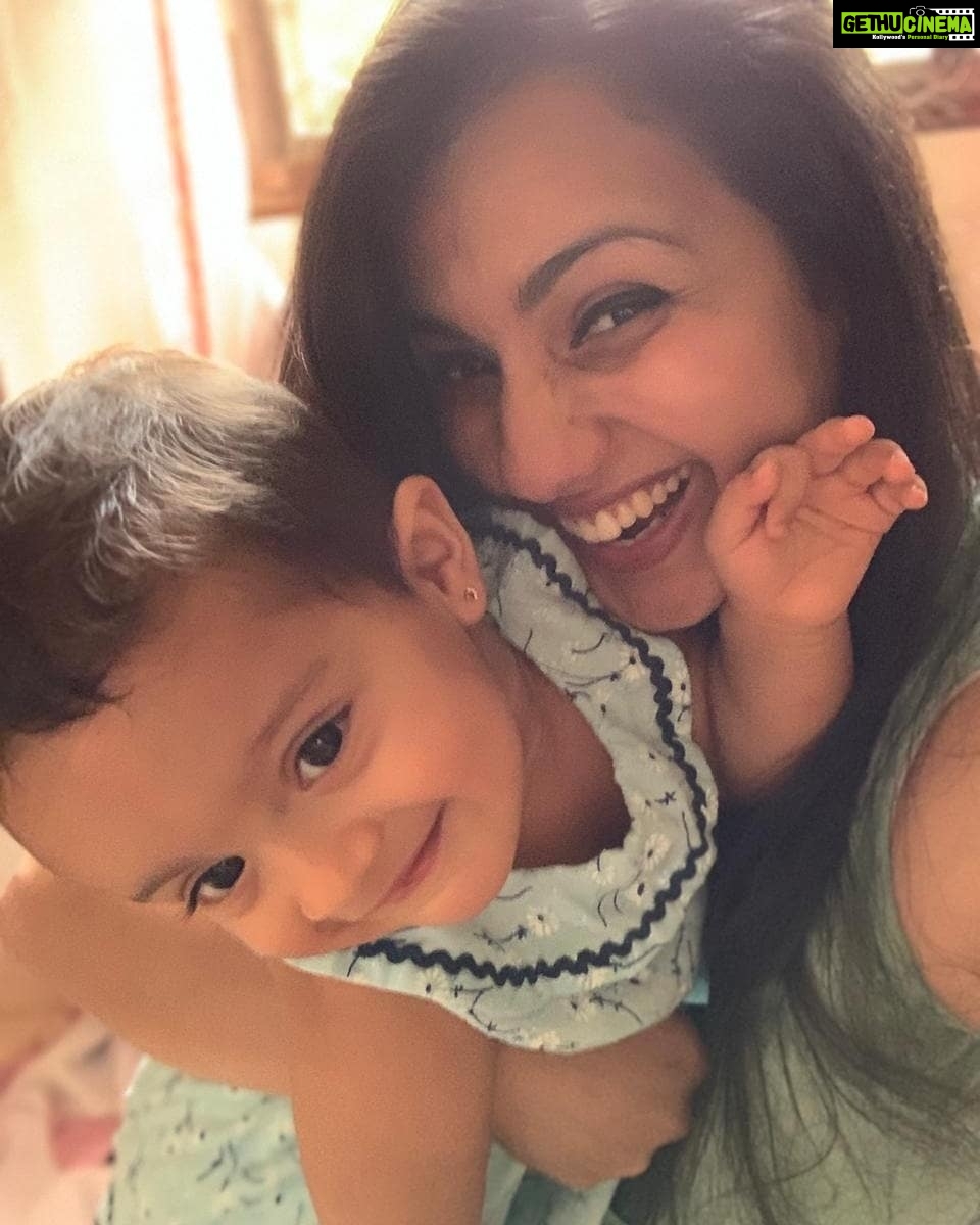 Sruthi Hariharan Instagram - There was no better way to bring in the 32 !! And all your wishes made the day even more special . Thank you all very very much ❤️ have tried to respond personally to most of you ... If I haven't then do know that I still am very grateful that you made that effort :) Also parrrrty time over the weekend . Can't wait to have you guys over @yashaswini.gurulingaiah @joel.kushalappa 😬 #birthdayweek #birthdaygirl #birthdaycelebration continues .