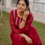 Sshivada Instagram - "Life is much better when you are living in the present moment" 📷 @tibinaugustinephotography 👗 @sai_trendz25 #happiness💕 #liveyourlife #loveyourlife #positivity Canoe Ville