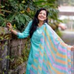 Sshivada Instagram – “Always live your Best Life …”

📸 @arjunvb_official @_shutter_magics_ 
👗 @wellattire 

#happiness #colorfullife #liveyourlife #loveyourlife #beyourself #bestlife