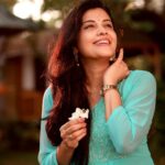 Sshivada Instagram - Happy new year...May this new year bring you more happiness, success, love and blessings...😊😍🥰 📸 @tibinaugustinephotography 👗 @fera_designs Location @canoeville MUA @sajeesh_s_0619_make_over #newyear #wishes #newbeginnings #happiness💕 #love #positivelife #stayblessed Canoe Ville