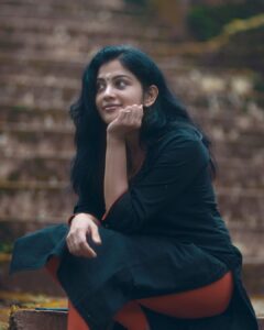 Sshivada Instagram - "Beauty begins the moment you decide to be  Yourself "

📸 @vishnuprasadsignature
👗@vastrakriti.boutique 

#positivemind #positivevibes #positivelife #loveyourself #lovewhatyoudo #nature