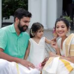 Sshivada Instagram – Onam Shoot 🏵🌼

Photography : @arif_ak_photography
Mua : @aswathivipul 
Hair :  @_arya_jithins_makeover 
Styling : @joe_elize_joy
  @styyledbyjoe
Assisted by : @sanliya_sabu
Costumes:@turmerikofficial
Location : @portmuziriskochi 
Retouch : @jibin_art_gallery

#onam #onamshoot #onamvibes🌸 #thiruvonam #photoshoot #happiness #love #family #mylittleprincess #arundhathi Port Muziris, A Tribute Portfolio Hotel, Kochi