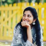 Sshivada Instagram – I usually enjoy the moment between the actual clicks and those seems to be really cool …😎😊😍

#candid #candidphotography #beyourself #staypositive