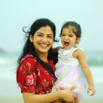 Sshivada Instagram - Happiness ❤️ PC : @ajeeshsuganthan #momdaughter #Arundhathi #happiness #pictureoftheday