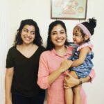 Sshivada Instagram - Look at your smile Shruti @shruti.ramachandran!! 😅🤣 What's going on in your mind? Kidnap her?? 🙄