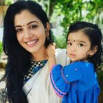 Sshivada Instagram - Series - Jimikki Kammal 😄 Any more captions?? #momdaughter #Arundhathi #mylittleprincess #jimikkikammal #earrings #earringstories