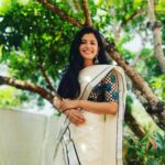 Sshivada Instagram – 🌿🍃

#keralasetmundu #beingtraditional #keralatradition #traditionalwear #favoriteoutfit #smilemore #happy #soinlovewiththispic #greenery Alappuzha