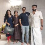 Sshivada Instagram – Happy to meet you after a long time at  your new space chechi and cheta 😍🥰
@actor_jayasurya @sarithajayasurya @sarithajayasurya_designstudio 

#happyplace #newspace #chechiandchettan #happyclient #smiles Saritha Jayasurya Design Studio