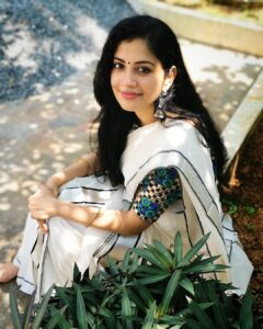 Sshivada Instagram - കേരള പിറവി ആശംസകൾ.. ❤️ #keralapiravi #keralam #happykeralapiravi #keralagram #godsowncountry #november1st #traditionalwear #tradition #homesweethome Alappuzha