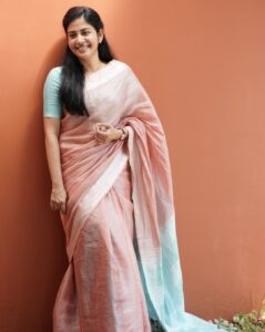 Sshivada Instagram - Throwback pics from the location of @meriawassuno 😊😍 📷 @lebison_gopi #throwback #meriawazsuno #sari #sarilove #shootdiaries #liveyourlife #lovewhatyoudo