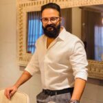 Sshivada Instagram - Wishing you many more happy returns of the day Jayetta... @actor_jayasurya #happybirthday