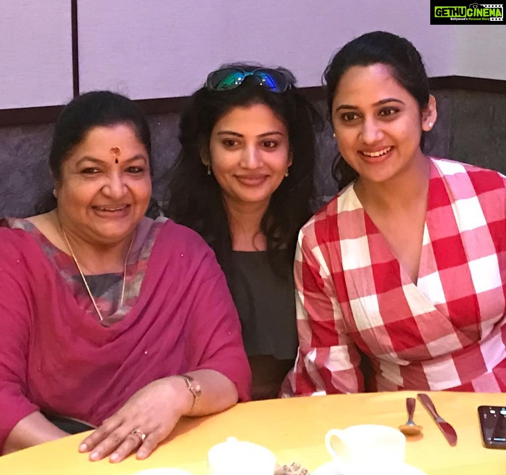 Sshivada Instagram - Happy birthday @kschithra chechi... With loads of love ❤️❤️😍😍 #birthday #kschithra #love #wishes #throwbackpic