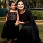 Sshivada Instagram – “Black is a universal taste but an acquired obsession” 🖤🖤

📸 @tibinaugustinephotography 
👗 @threads_nbeads
Location @canoeville 
MUA @sajeesh_s_0619_make_over 

#black #blackdress #twinning #twinningwithdaughter #mylittleprincess #Arundhathi #happiness💕 #love #positivelife #stayblessed Canoe Ville