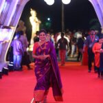 Sshivada Instagram – Six yards of sheer elegance… Just luved De color combo. One of my favourites. Thank you Saritha Chechi #SarithaJayasuryaDesignStudio. You always make me feel happy n confident with your designs…Thank you #Viji for De lovely make up n hair do