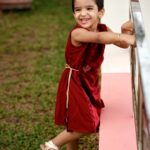 Sshivada Instagram - My little poser😍🥰😘 Thankyou @disha_creationz for sending these lovely outfits. 📸 @tibinaugustinephotography #mylittleprincess #mylittleposer #Arundhathi #christmasgifts #christmasvibes #bundleofhappiness❤️