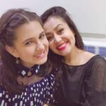 Suhani Bhatnagar Instagram – Cutest..sweetest..dearest. and loveliest.#nehakakkar 
Great working with u😙