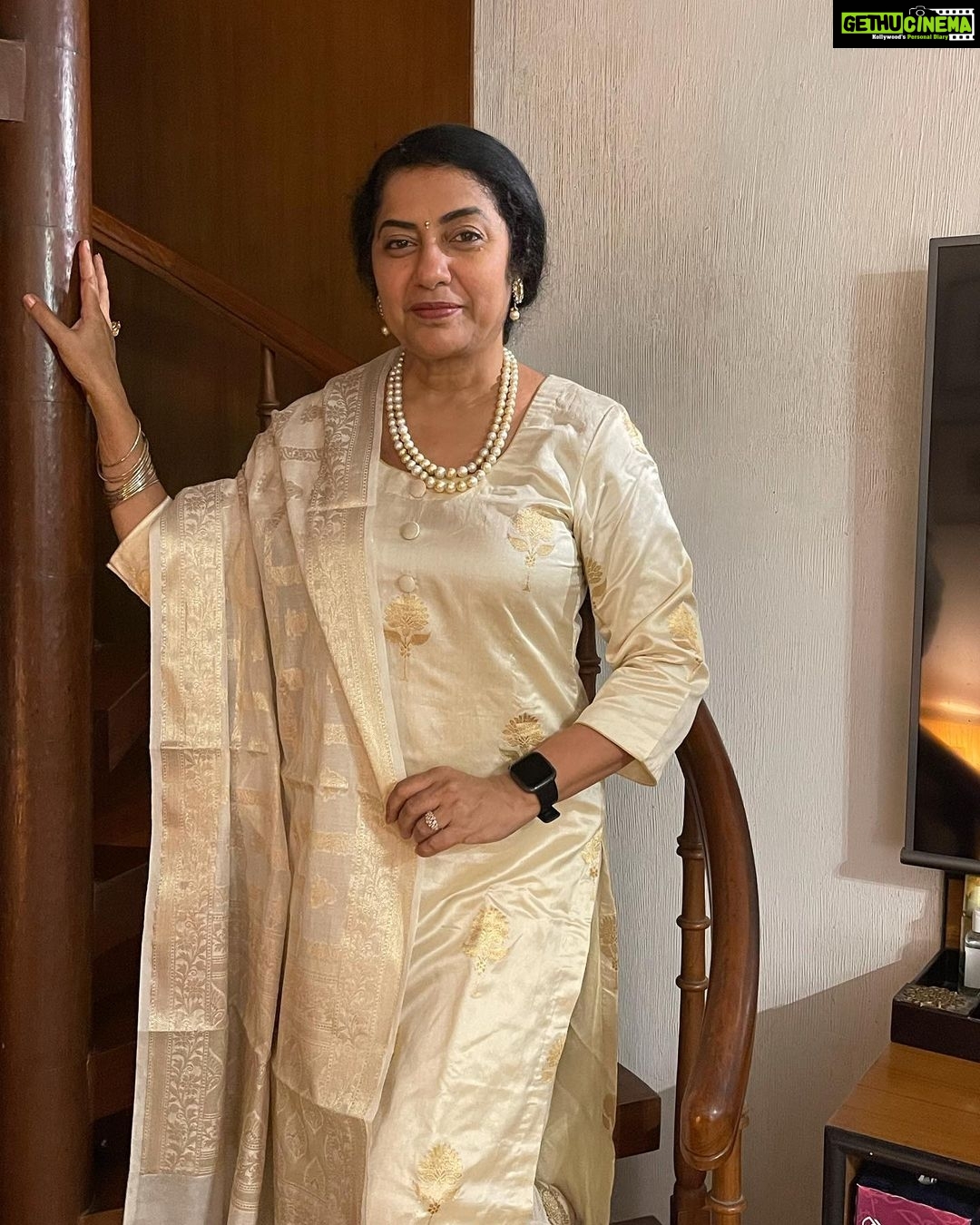 Suhasini Maniratnam Instagram - Click click click. How many ever clicks …. The same 😳same 🤪same😜