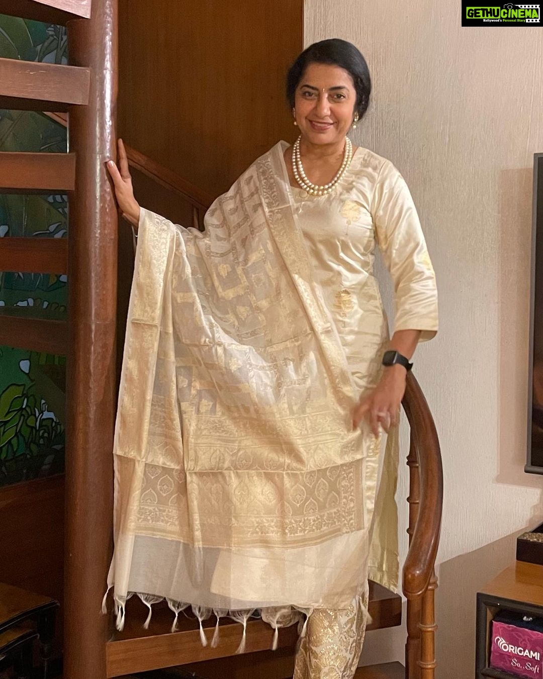 Suhasini Maniratnam Instagram - Click click click. How many ever clicks …. The same 😳same 🤪same😜