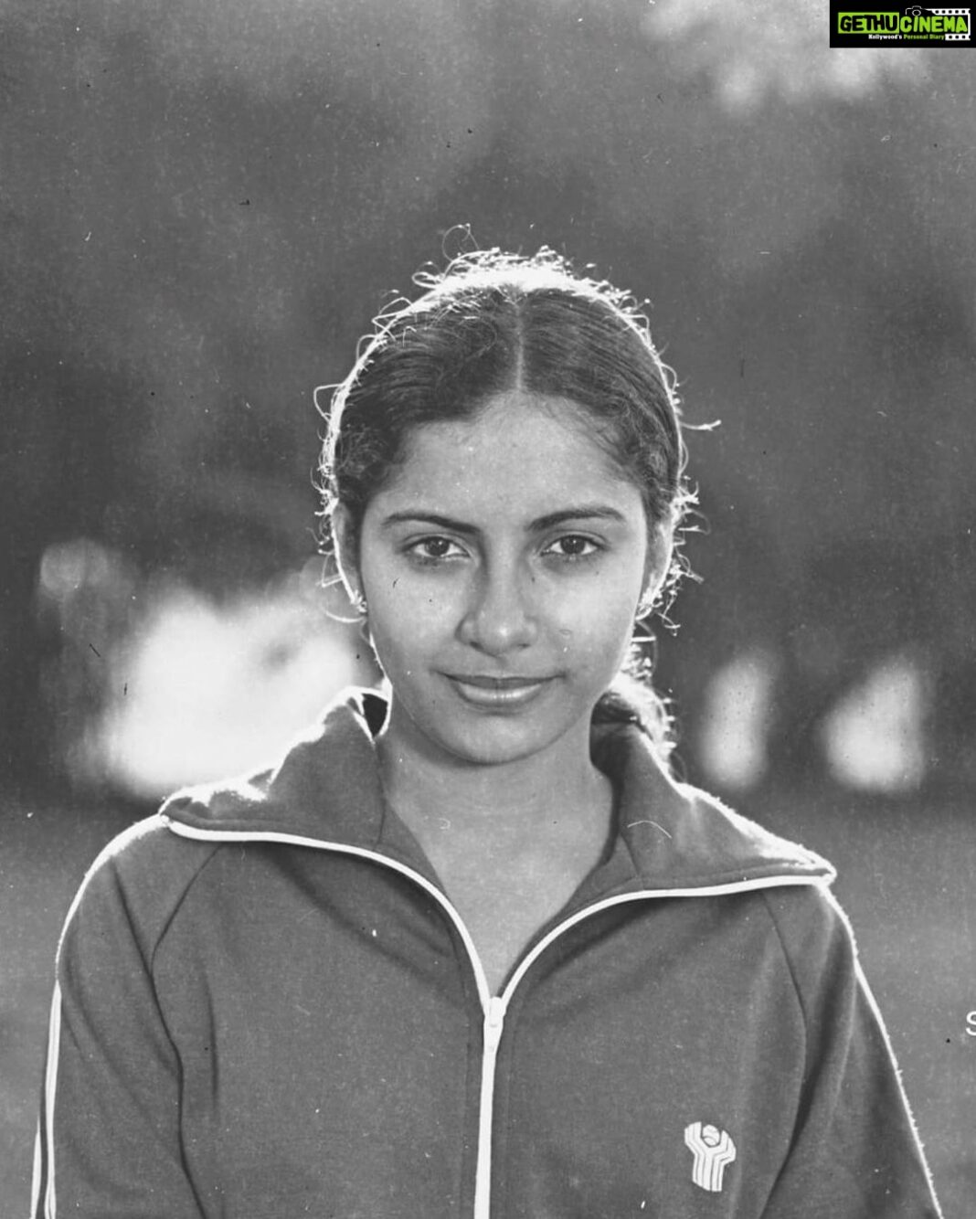 Suhasini Maniratnam Instagram - 41 years ago. Director Mahendran believed I could be his viji. I owe him my 41 year old career. Thanks to my guru Ashok Kumar and my father charuhasan who convinced a very reluctant me to say yes to playing the lead in nenjathai killaathey. Dec 12 is a special day for me