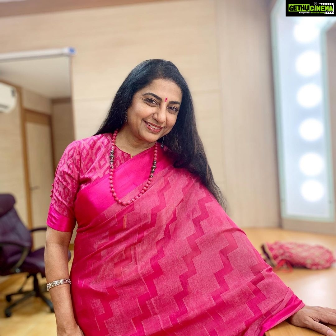 Suhasini Maniratnam Instagram - Happy to be back at jaya tv. Thank you.