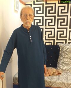 Suhasini Maniratnam Instagram - My dad at shooting today at hyderabad. My super hero and role model.