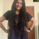 Suhasini Maniratnam Instagram - Sunday curly hair routine. Slowly learning not to use hair dryer hair iron and even hair brush or comb. Curly haired girls will know the struggle