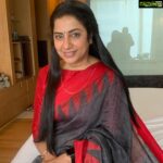 Suhasini Maniratnam Instagram - Hydrabad blues and reds