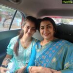 Suhasini Maniratnam Instagram - Started final day campaign for MNM torch symbol and Kamal .. early with akshara. In Coimbatore