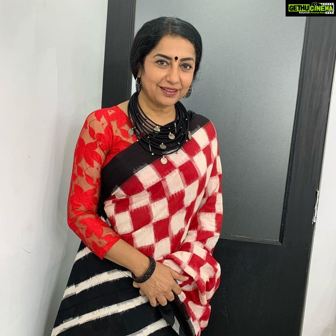 Suhasini Maniratnam Instagram - Stages on stage.