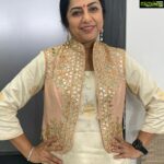 Suhasini Maniratnam Instagram - Sunday Maaru vesham