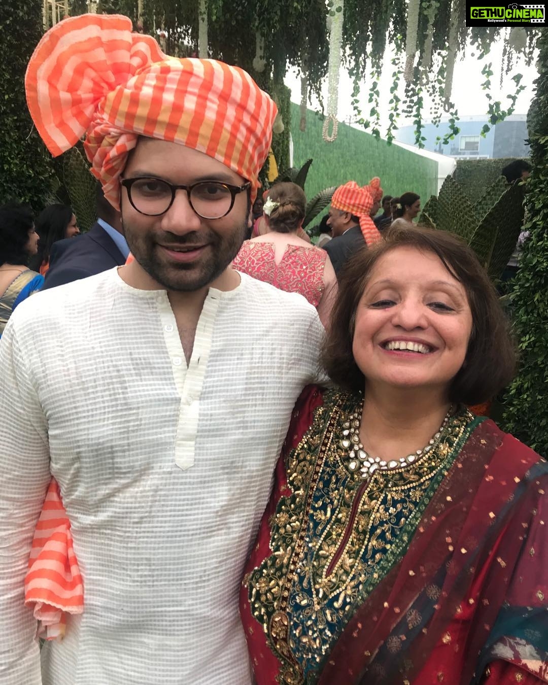 Suhasini Maniratnam Instagram - Nandan and malini parthasarathy thinking Indians