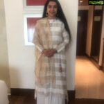 Suhasini Maniratnam Instagram - Dressed up in bombay for Arjun and Anandita Remembering Shyam Kothari