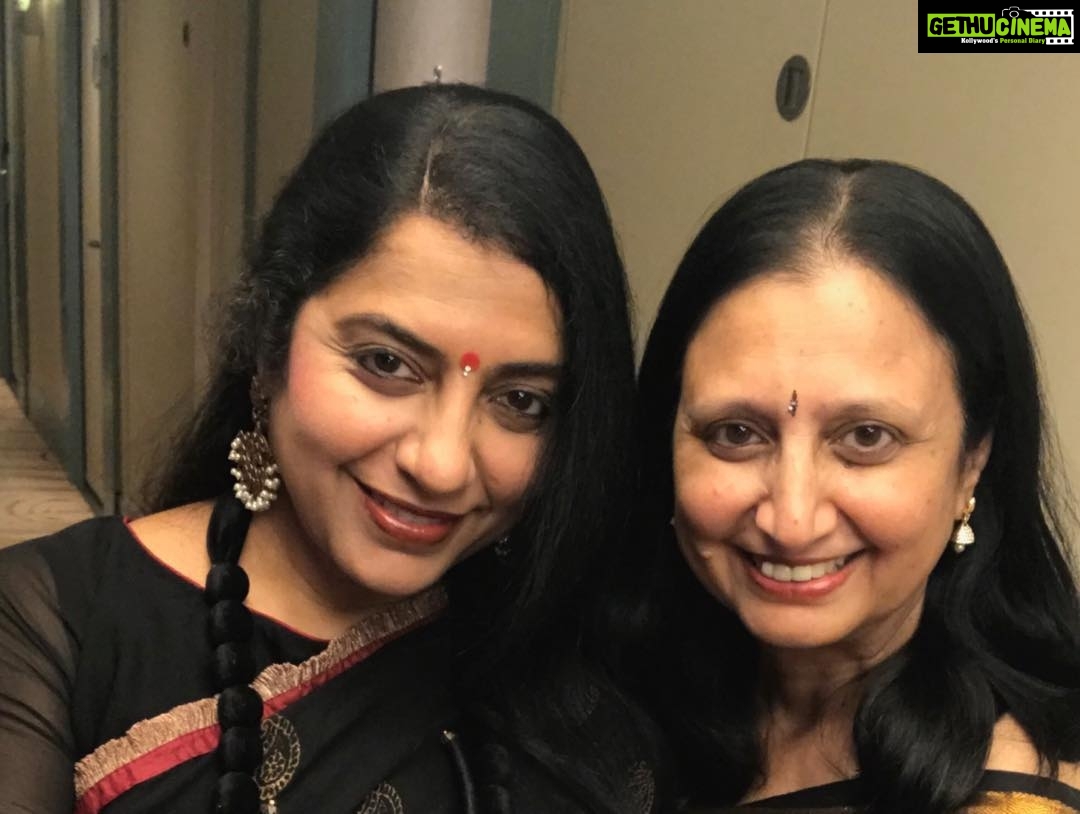 Suhasini Maniratnam Instagram - happy birthday dear sister