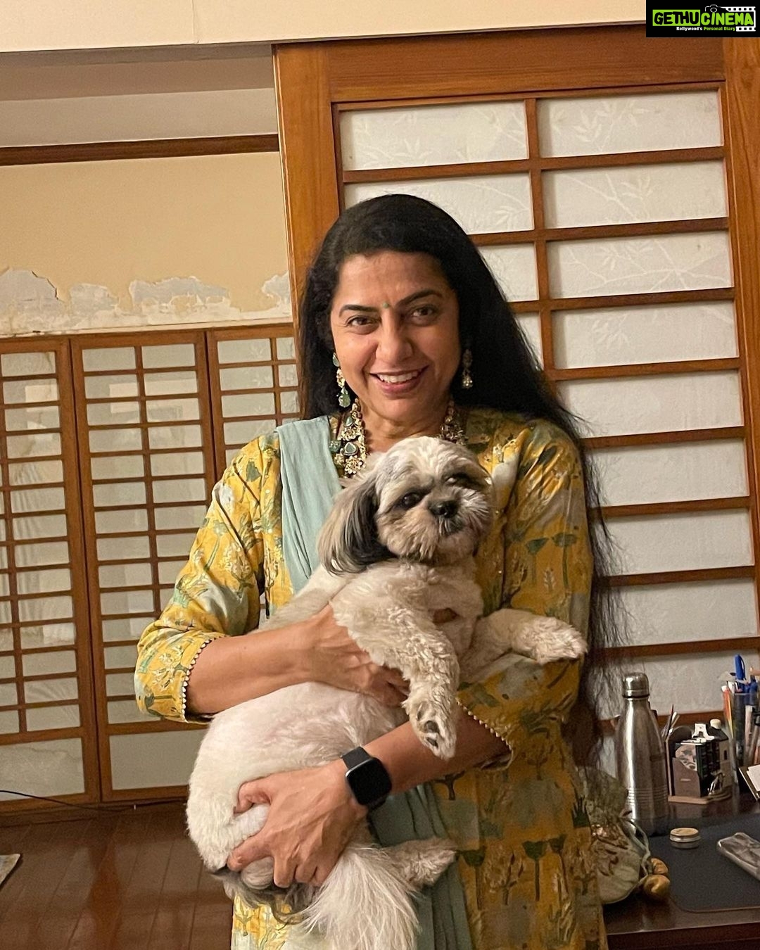 Suhasini Maniratnam Instagram - When you are dressed to go out why can’t I come too ! Says Ponni
