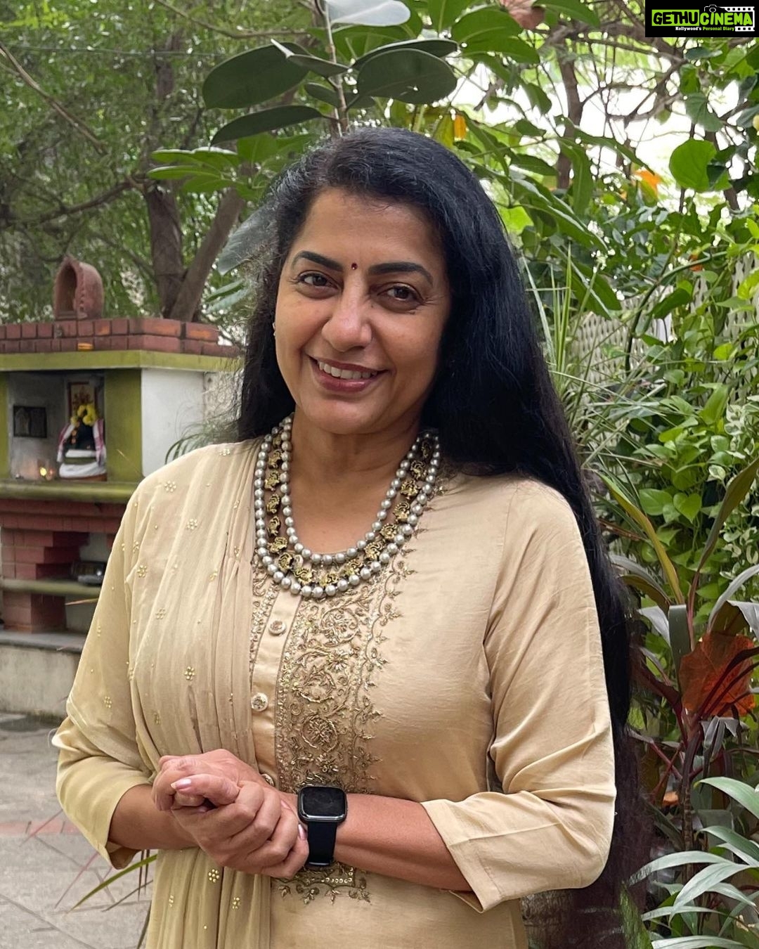 Suhasini Maniratnam Instagram - Dressed up for monisha today