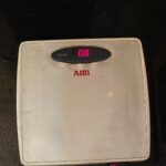 Suhasini Maniratnam Instagram - My weighing scale said a sweet «  I LOVE YOU «  to me this morning. Made my day. 👏👏👏👏👏do you feel me sista s !