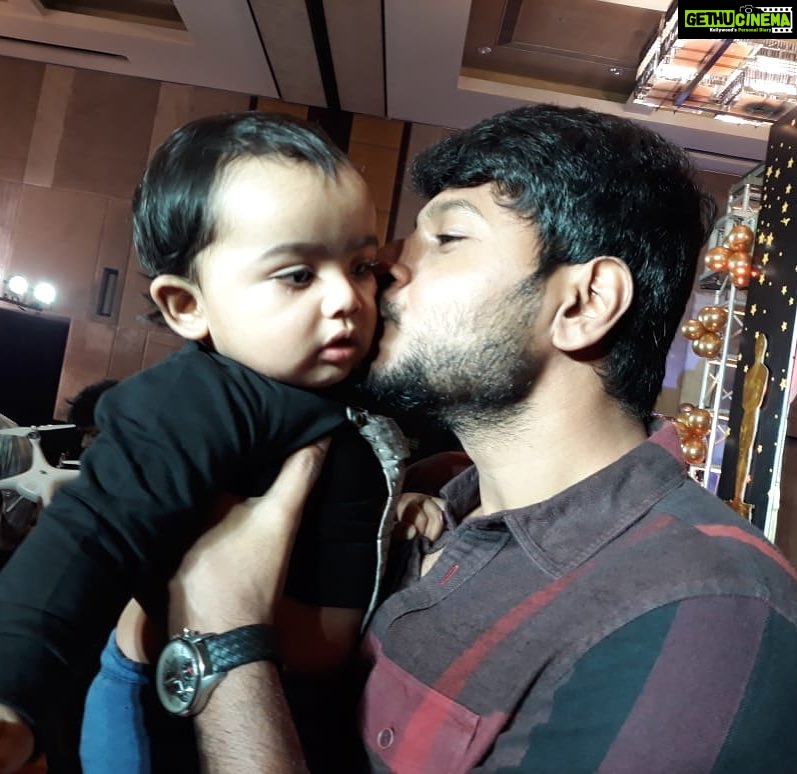 Sundeep Kishan Instagram - Happy Birthday #Ayaan ❤️❤️❤️ @ash_dir @shreaashwin #1stBirthday #Ayaan #BossBaby