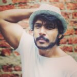 Sundeep Kishan Instagram - How you doin 😉 ? #BeingJoey #Friends PhotoCourtesy : @crafty_chandu #PreLockdownPhotoshoot