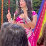 Sunny Leone Instagram – Can you guess what was so funny? Check out link in my story to find out…
.
.
.
#SunnyLeone #SharamLihaaj @zeemusiccompany